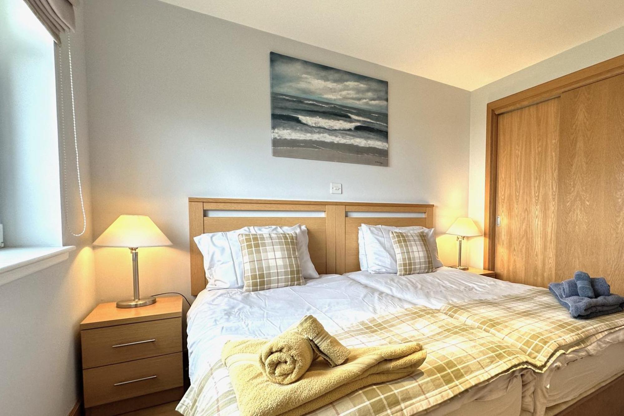 No2 The Links Apartment, Brora Bagian luar foto